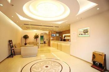 Motel 168 Shanghai Nanhui Huinan Subway Station Bagian luar foto