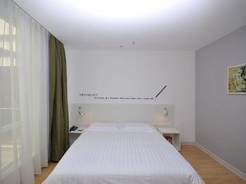 Motel 168 Shanghai Nanhui Huinan Subway Station Bagian luar foto