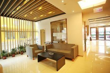 Motel 168 Shanghai Nanhui Huinan Subway Station Bagian luar foto